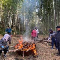 山口県山口市で放置竹林を活用したメンマづくりスタート！多様な人が関わる（毎日新聞）