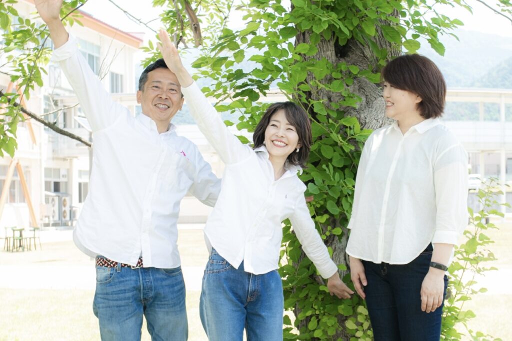 『美しいバラが咲くころ あなたは すでに美しい』―バラを育てる前に、人を育てる―（株式会社バラの学校〈ナカイローズファーム〉）