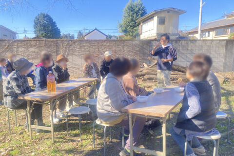 農福連携について説明する一般社団法人Thank総合研究所 代表理事 林剛史さん（奥）