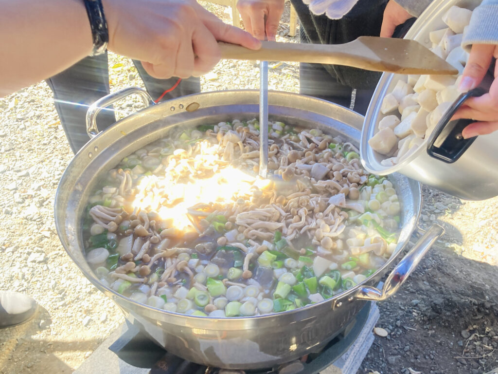 高校生と地域住民が