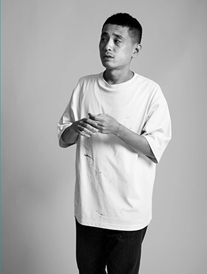 群馬県富岡市のパーソルダイバースとみおか繭工房×ヘラルボニーの連携が始動!シルクブレンドハンカチーフを開発