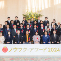 林官房長官、「せたがや農福ファーム・せたそら」を訪問